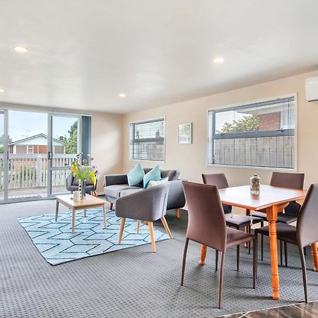 Sunny Side Getaway With Parking And Aircon Villa Auckland Eksteriør bilde