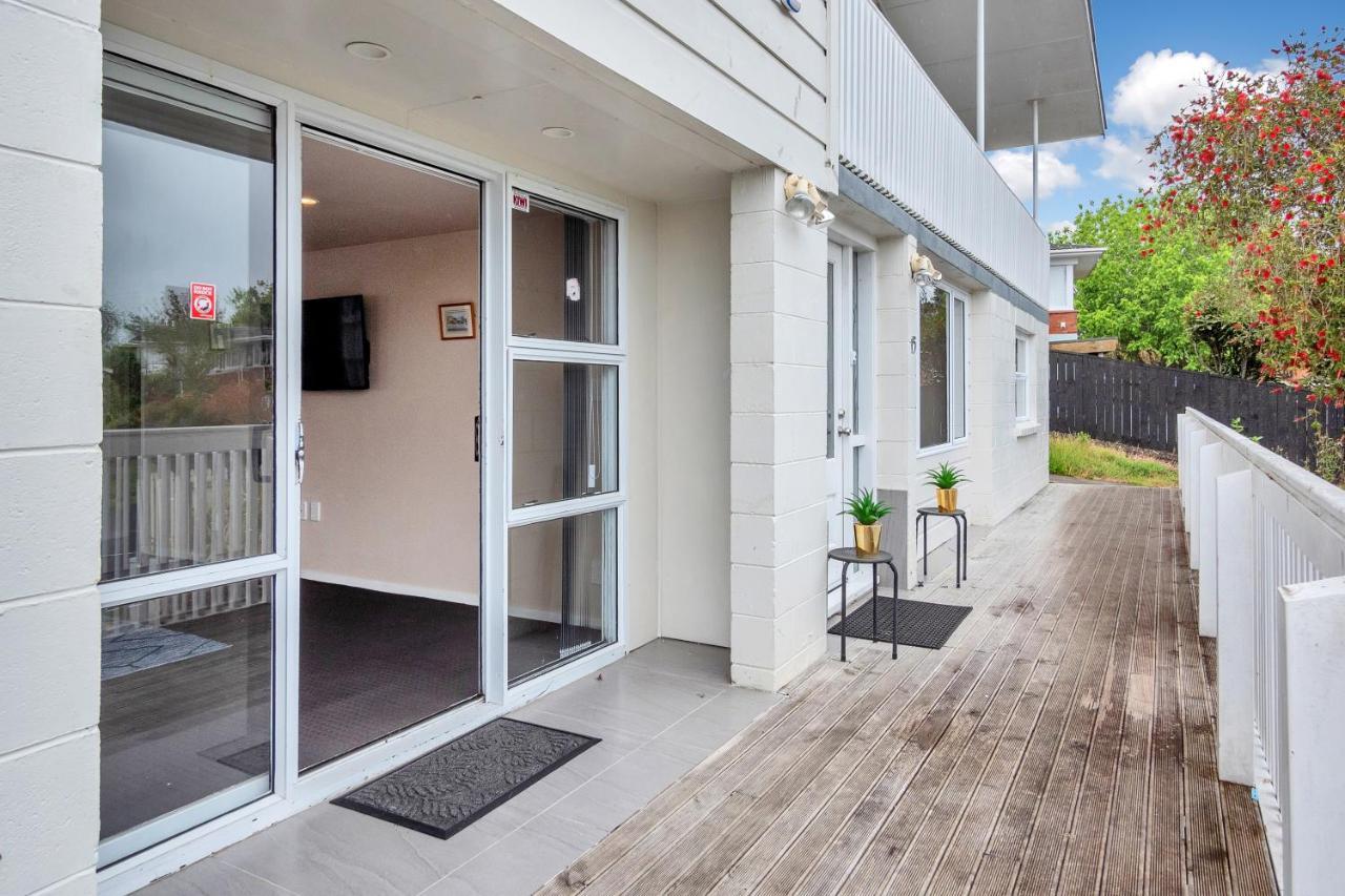 Sunny Side Getaway With Parking And Aircon Villa Auckland Eksteriør bilde